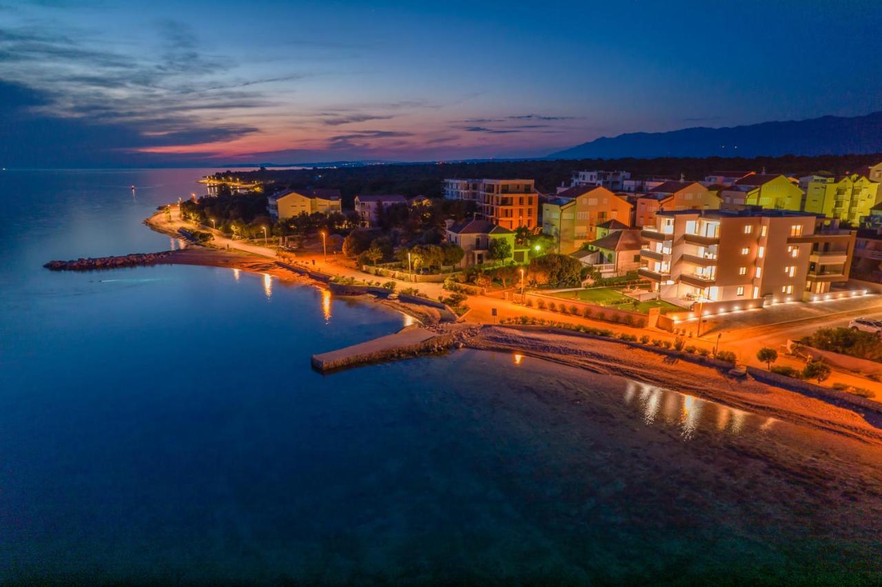 Apartments Mandre II Екстер'єр фото