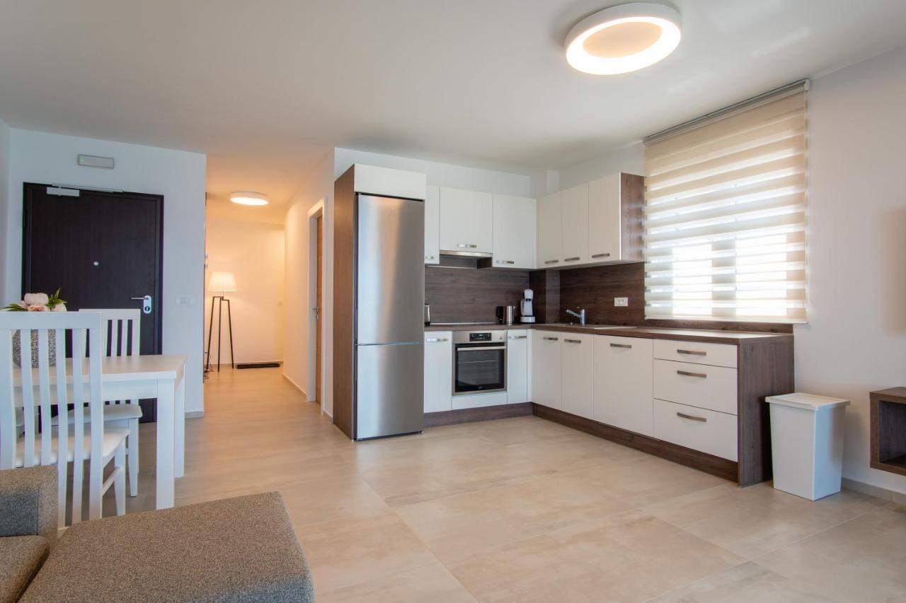 Apartments Mandre II Екстер'єр фото